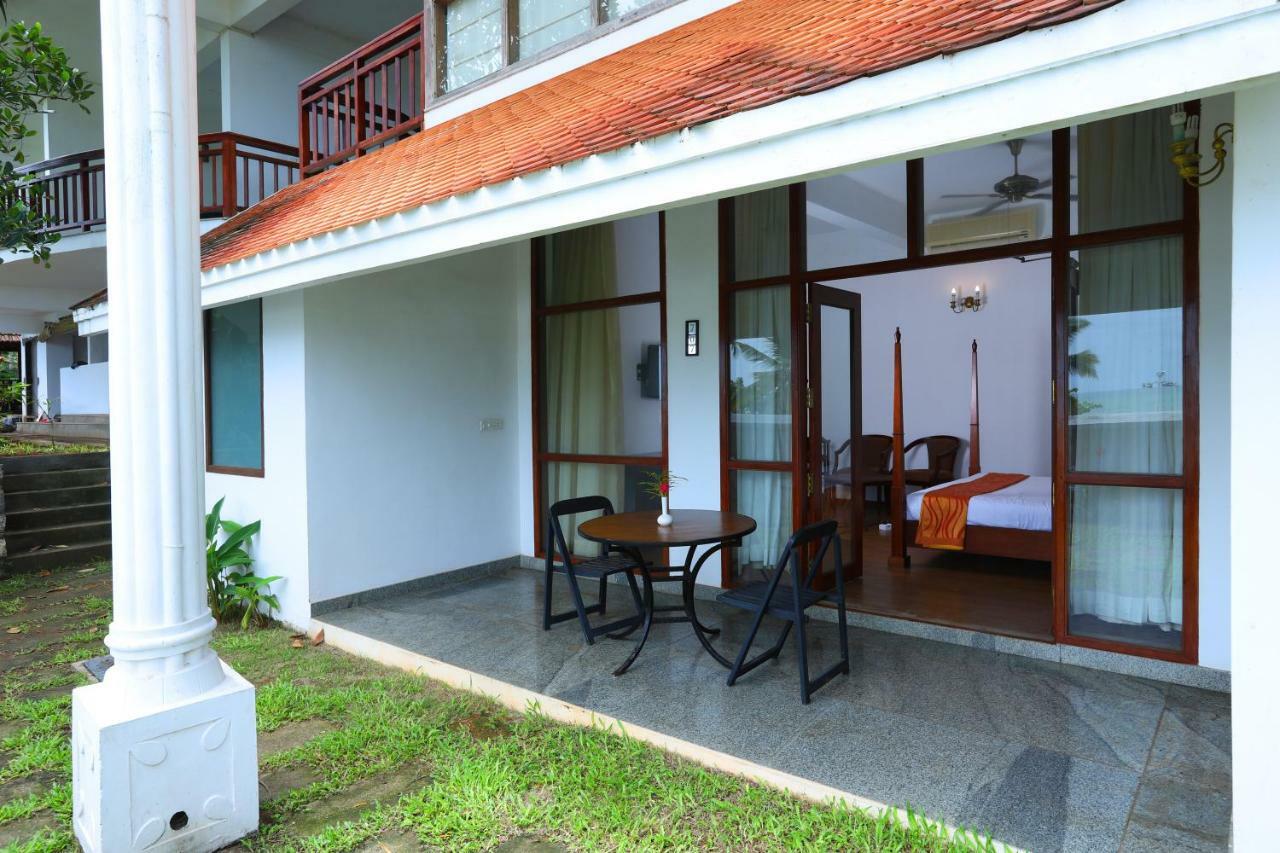 Getaway Beach Resort Ковалам Экстерьер фото